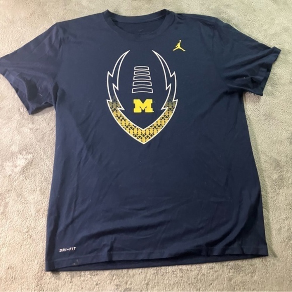 Jordan Navy Blue and Yellow Short Sleeve Tee